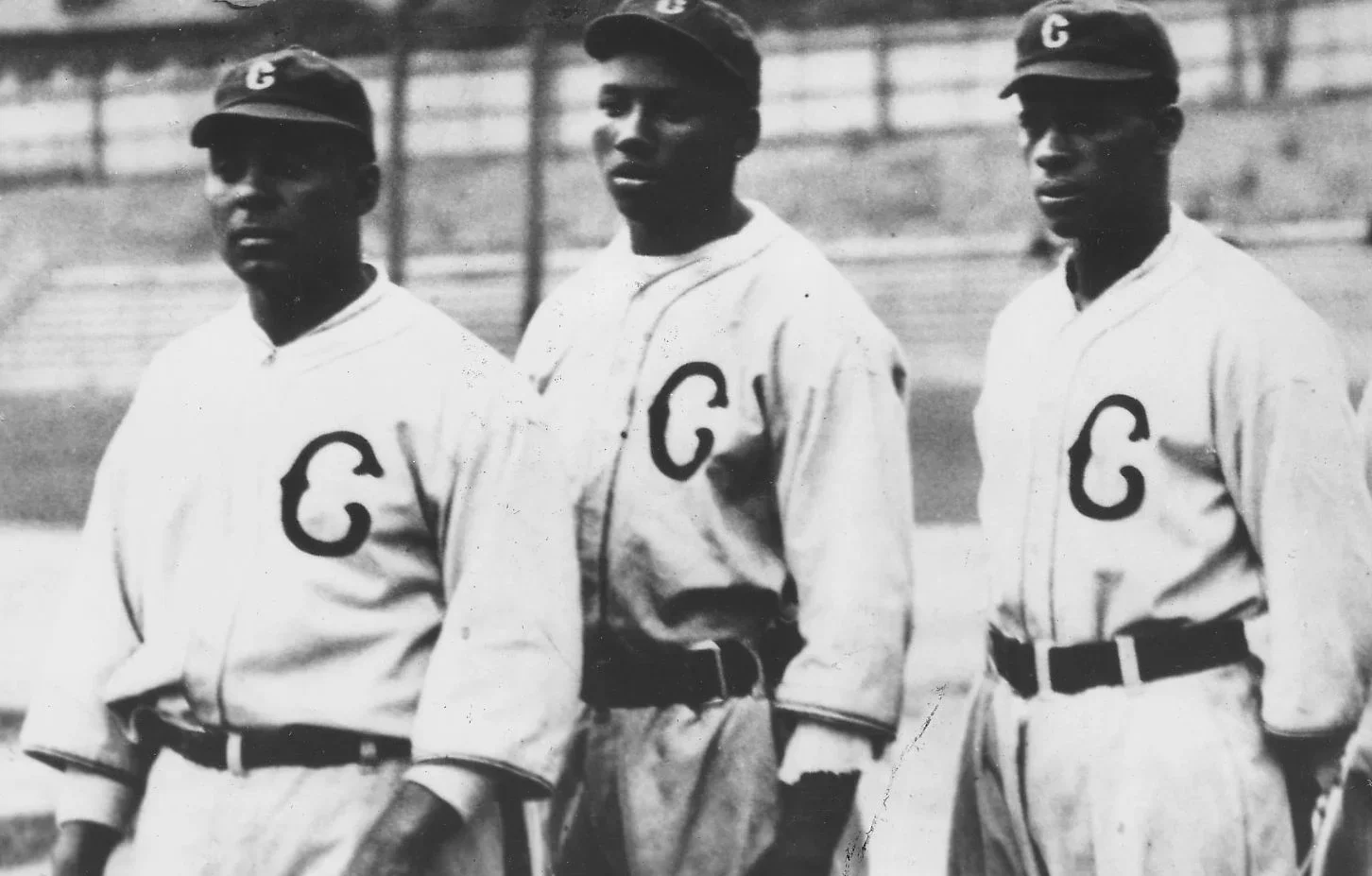 IMLB-1948 Oscar Charleston Joins HOF